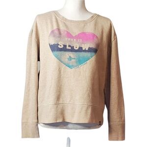 Life is Good Crewneck Take It Slow Kayak Heart Sweatshirt Soft M